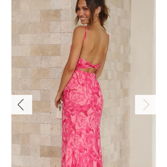 Elegant Pink Floral Maxi Dress - Picture 2 of 6